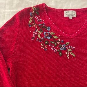 Carolyn Taylor‎ Red V-Neck Sweater with Floral Embroidery